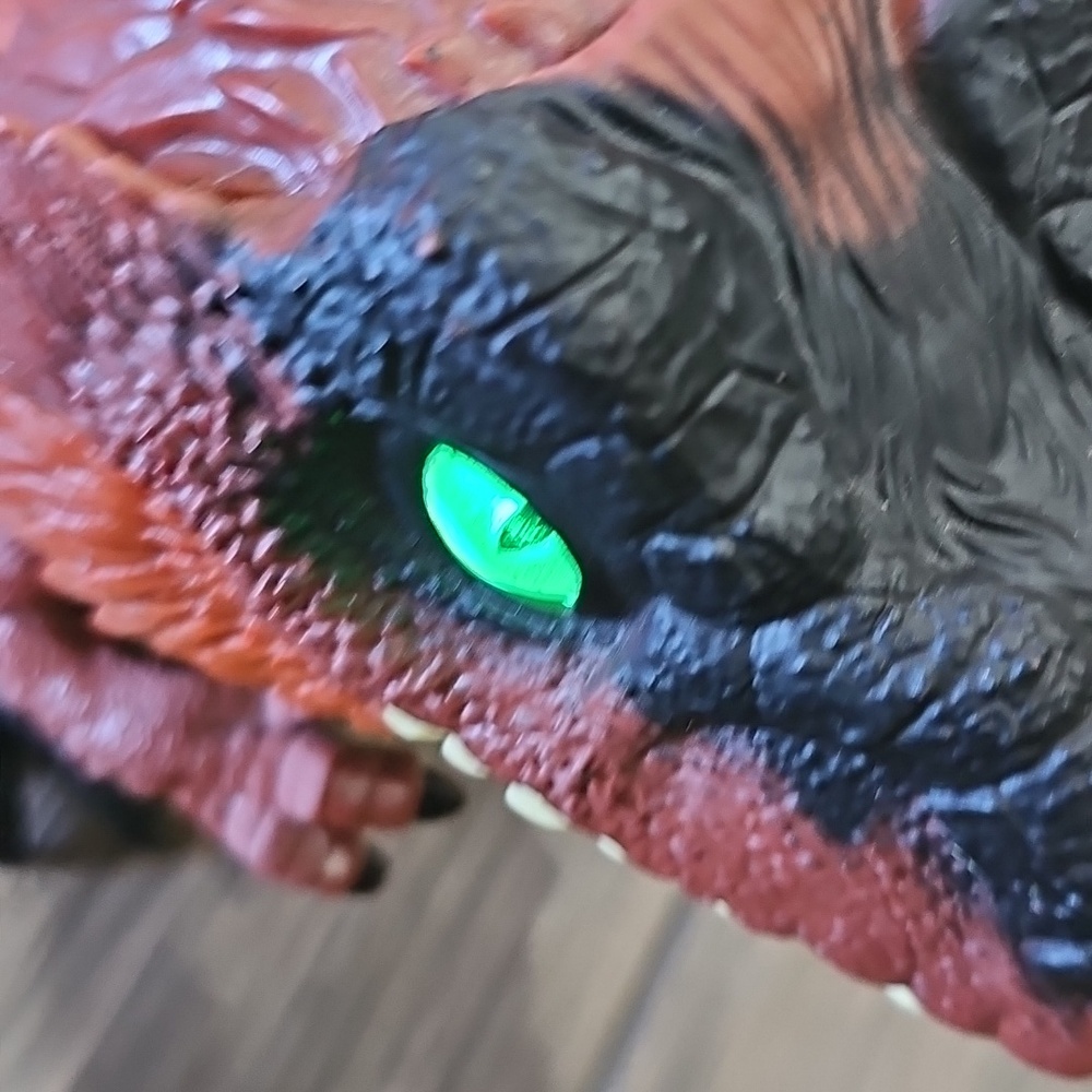 Jurrasic World Dominion  PYRORAPTOR Uncaged - Picture 8 of 9